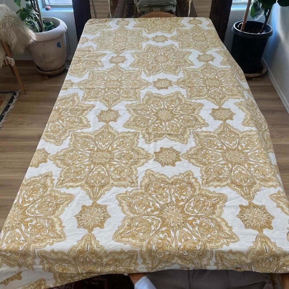 Pottery Barn Britt Medallion Duvet Cover Full Queen 100% Cotton Button Closure